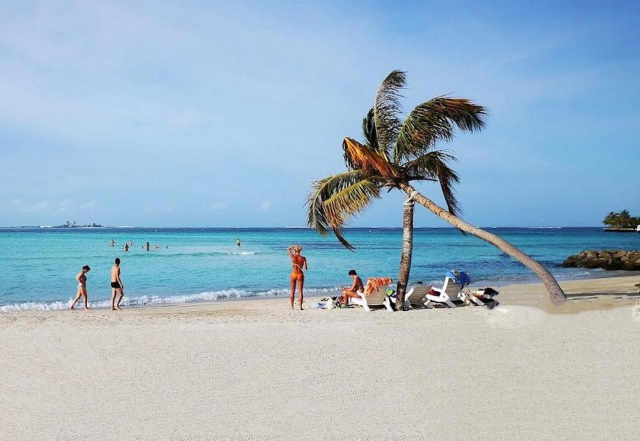 Adroit Beach Inn Guraidhoo  Exterior foto